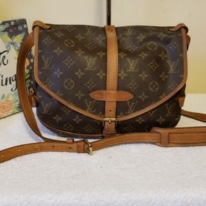 LV saumur 30 authentic